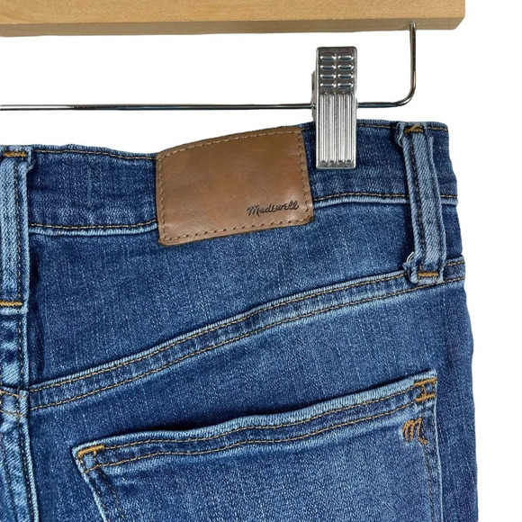 Madewell 9’’ Mid-Rise Skinny Button Front Jeans in Blue Size 26 - Picture 6 of 10